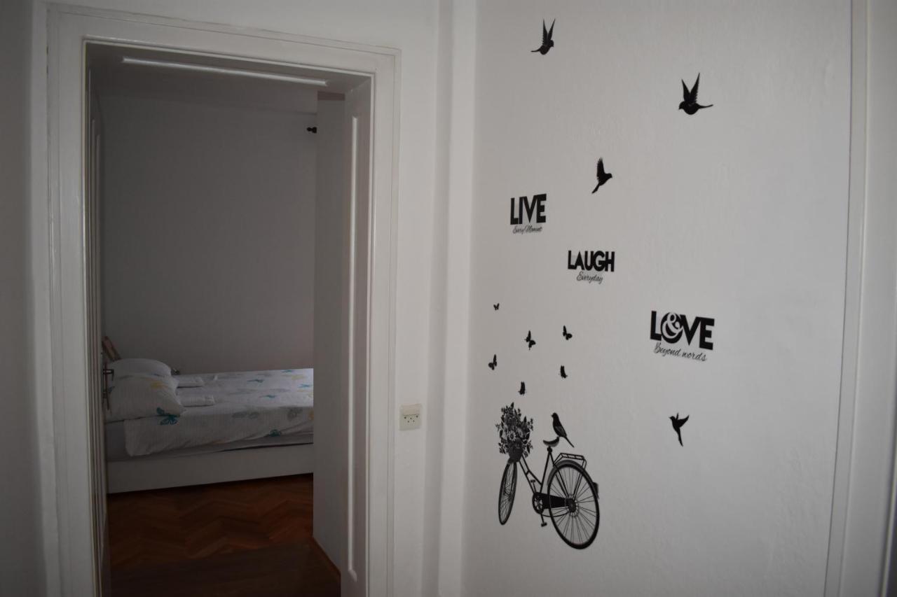 De Lux Apartment & Rooms Emilia Banja Luka Exterior photo