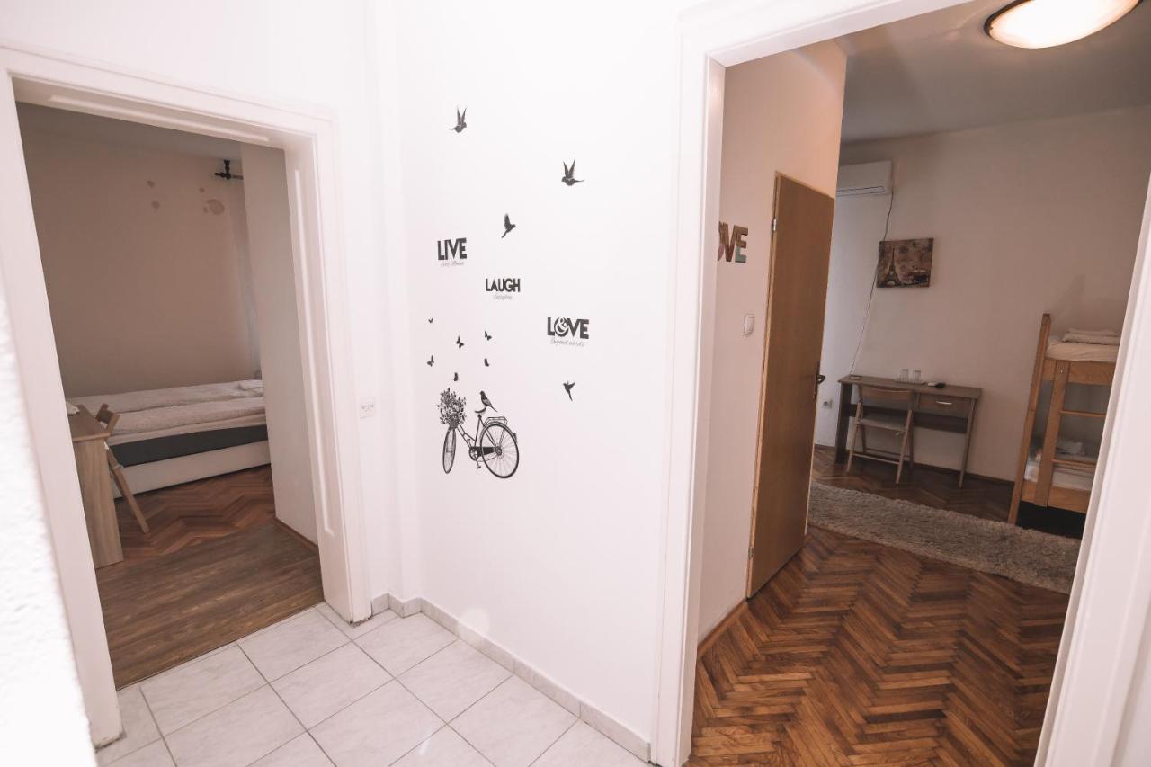 De Lux Apartment & Rooms Emilia Banja Luka Exterior photo