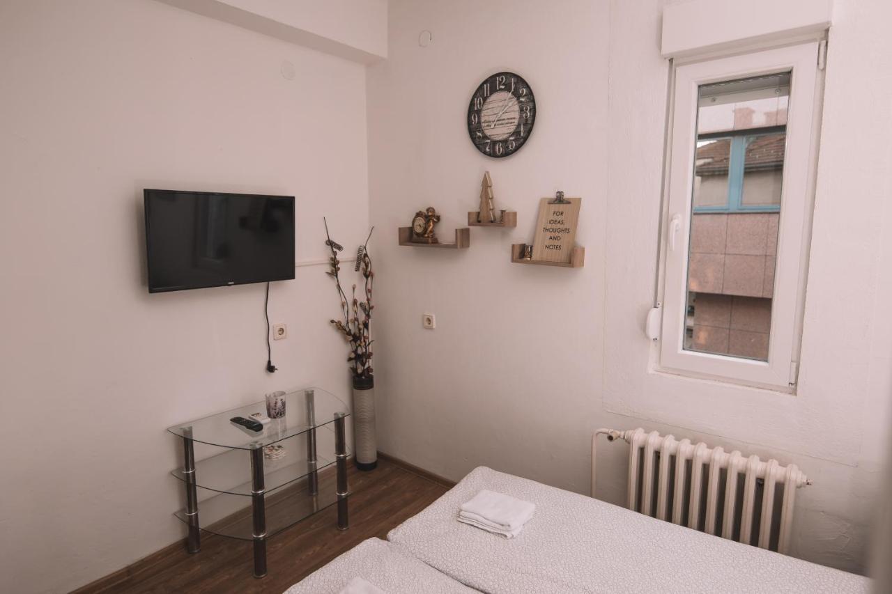 De Lux Apartment & Rooms Emilia Banja Luka Exterior photo