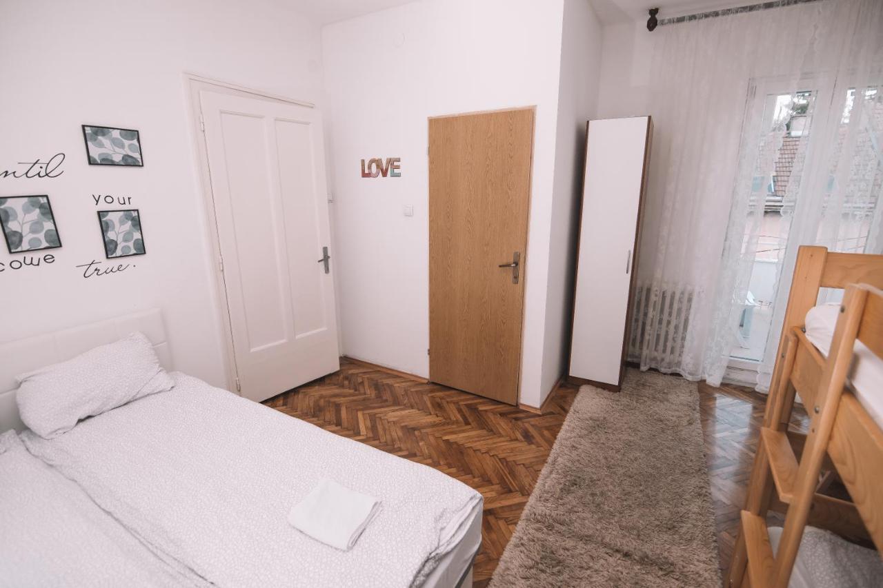 De Lux Apartment & Rooms Emilia Banja Luka Exterior photo